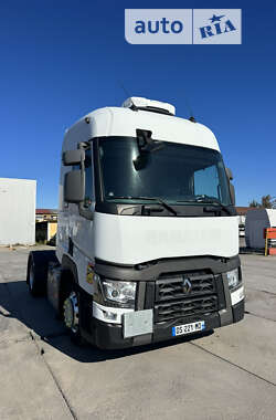 Тягач Renault Range T/T-Series  2015 в 