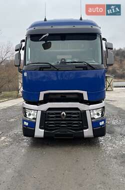 Тягач Renault Range T/T-Series  2015 в Ужгороді