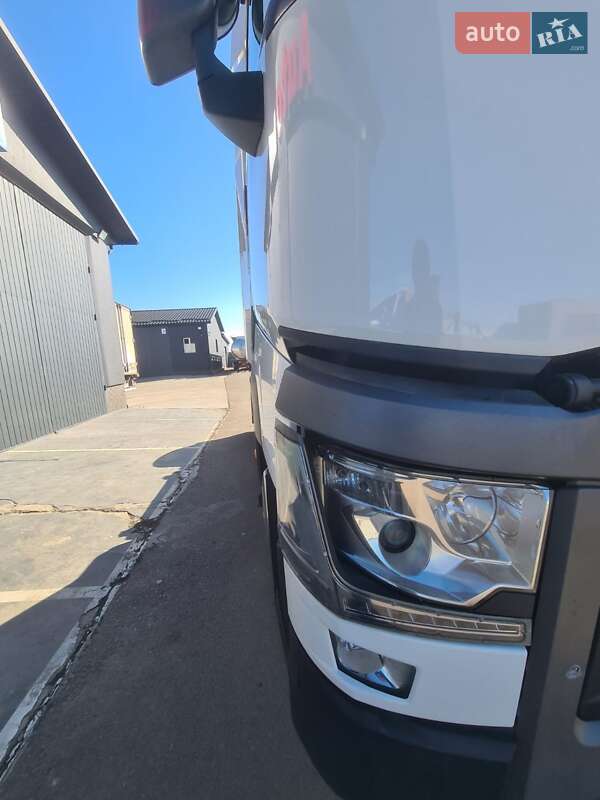 Тягач Renault Range T/T-Series  2015 в Рівному