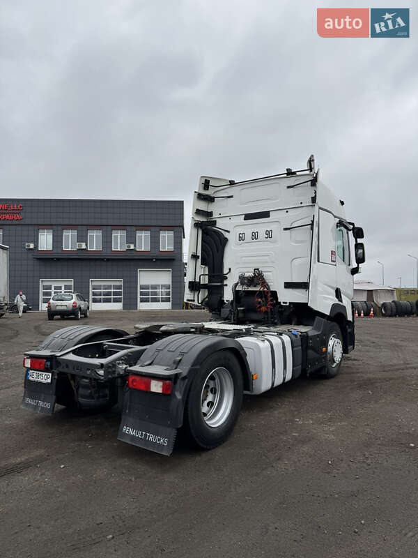 Тягач Renault Range T/T-Series  2015 в Києві
