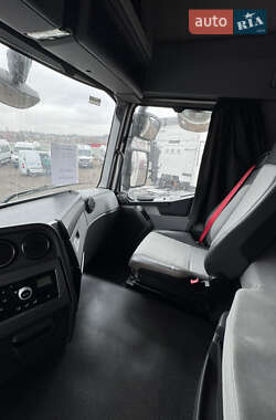 Тягач Renault Range T/T-Series  2015 в 