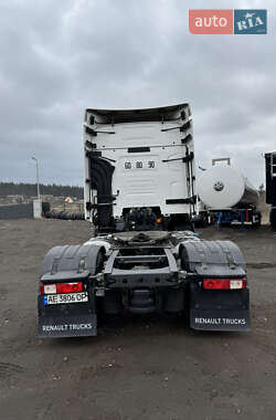 Тягач Renault Range T/T-Series  2015 в 