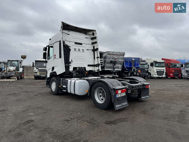 Тягач Renault Range T/T-Series  2015 в Києві