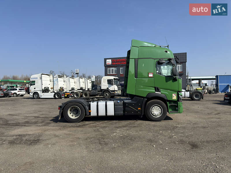 Тягач Renault Range T/T-Series  2015 в Киеве