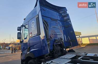 Тягач Renault Range T/T-Series  2015 в 