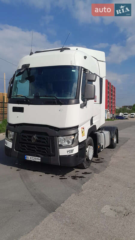 Тягач Renault Range T/T-Series  2015 в Львові