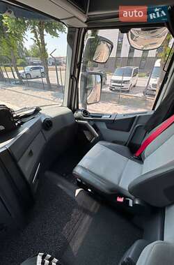 Тягач Renault Range T/T-Series  2015 в 