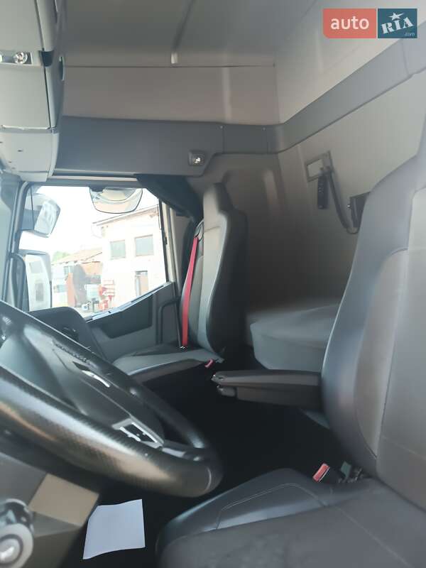 Тягач Renault Range T/T-Series  2016 в Житомирі