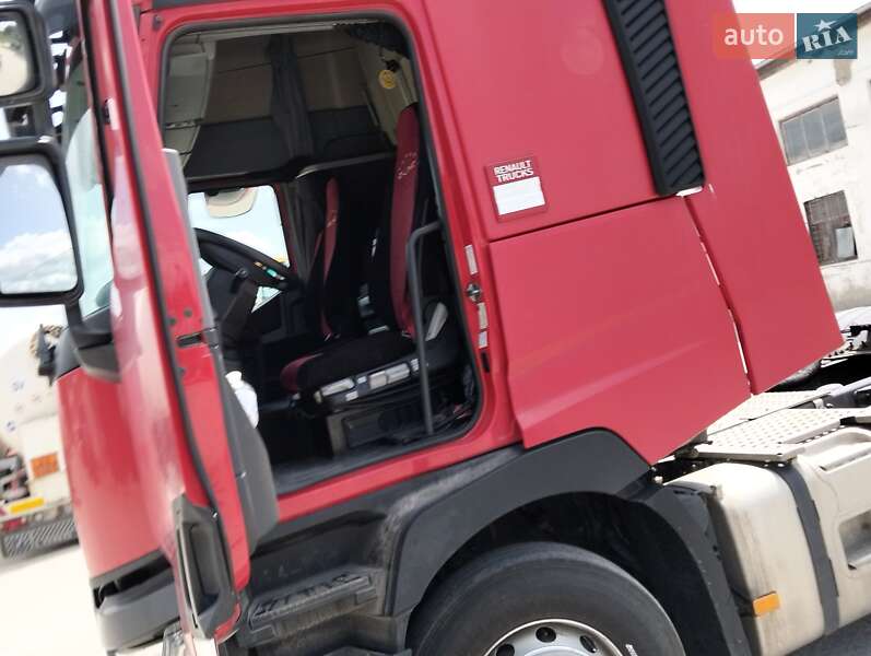 Тягач Renault Range T/T-Series  2015 в Житомирі
