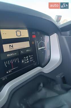Тягач Renault Range T/T-Series  2015 в 