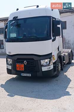 Тягач Renault Range T/T-Series  2015 в Житомире