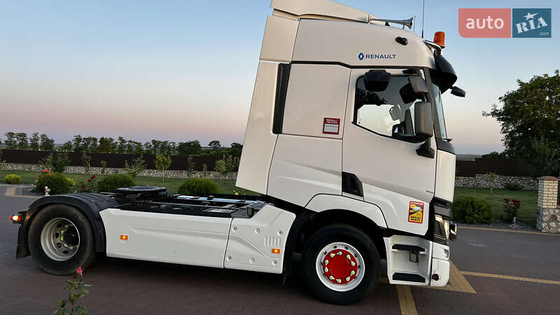 Тягач Renault Range T/T-Series  2015 в Тернополі