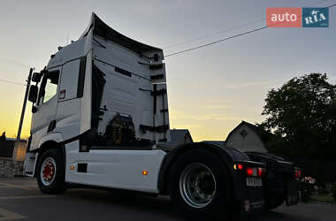 Тягач Renault Range T/T-Series  2015 в 