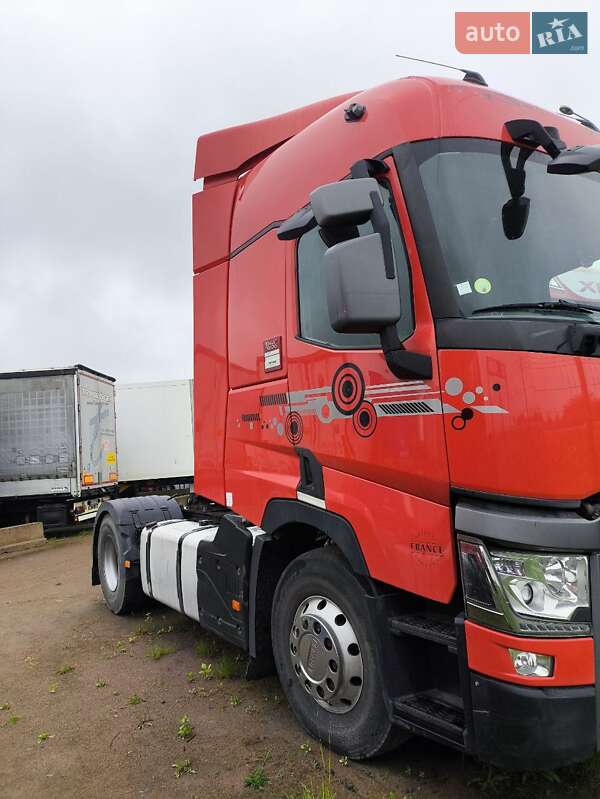 Тягач Renault Range T/T-Series  2014 в Рівному