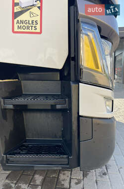 Тягач Renault Range T/T-Series  2015 в 