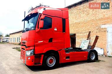 Тягач Renault Range T/T-Series  2015 в 