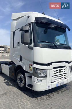 Тягач Renault Range T/T-Series  2015 в 