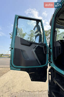 Тягач Renault Range T/T-Series  2015 в 