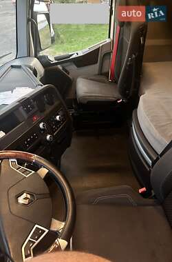 Тягач Renault Range T/T-Series  2015 в 
