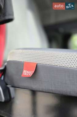 Тягач Renault Range T/T-Series  2015 в 