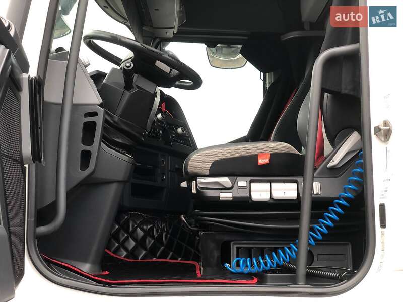 Тягач Renault Range T/T-Series  2015 в Ковеле