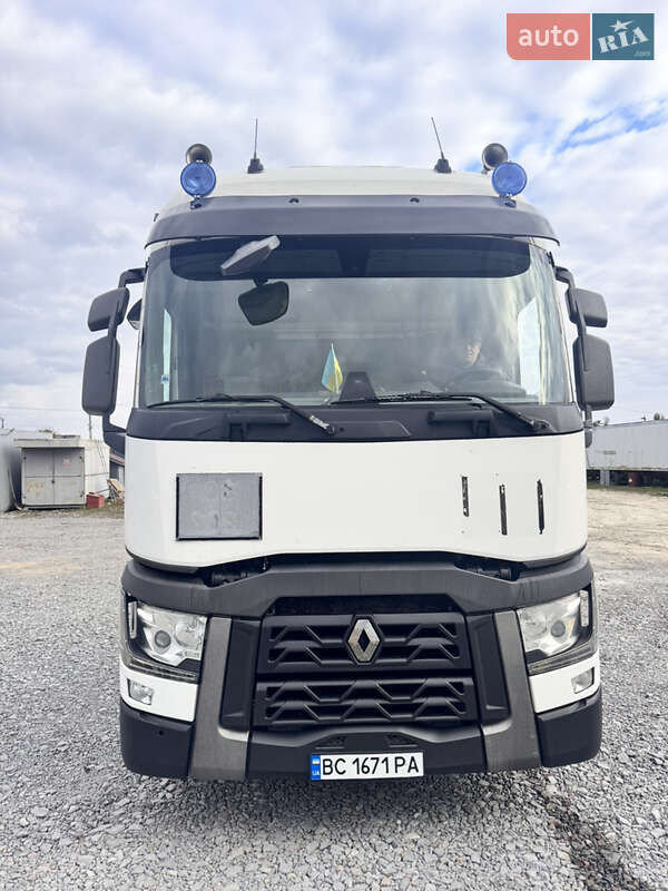 Тягач Renault Range T/T-Series  2014 в Львові