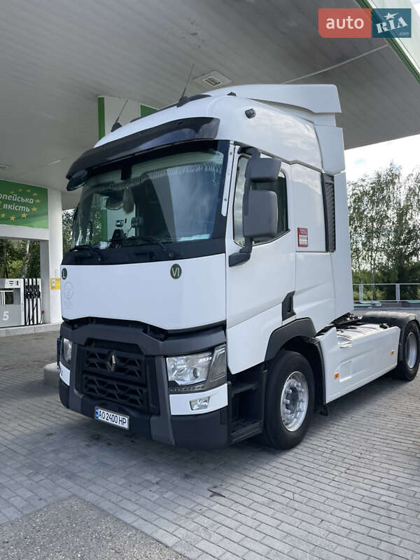 Тягач Renault Range T/T-Series  2013 в Іршаві