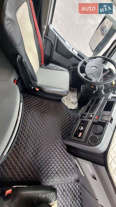 Тягач Renault Range T/T-Series  2014 в Ровно