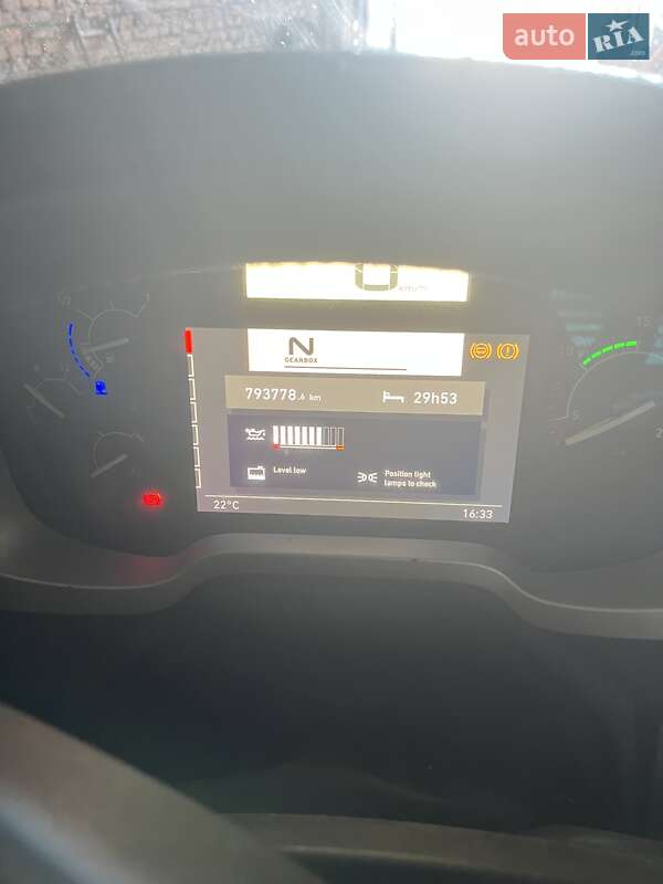 Тягач Renault Range T/T-Series  2015 в Ромнах