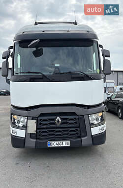 Тягач Renault Range T/T-Series  2015 в Киеве