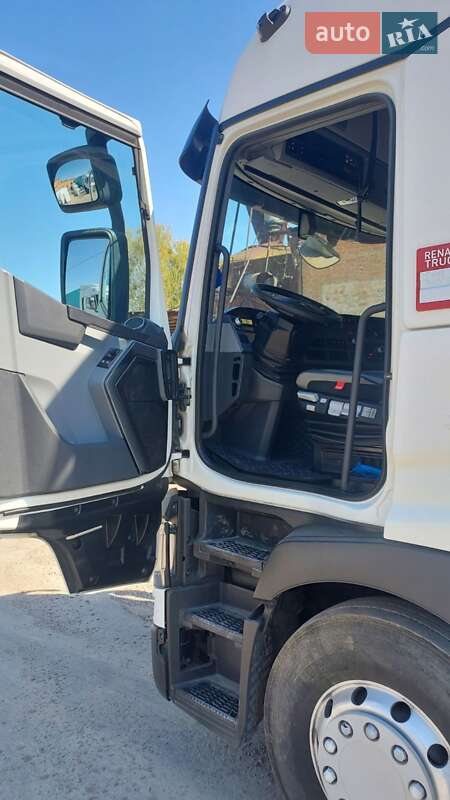 Тягач Renault Range T/T-Series  2014 в Рівному