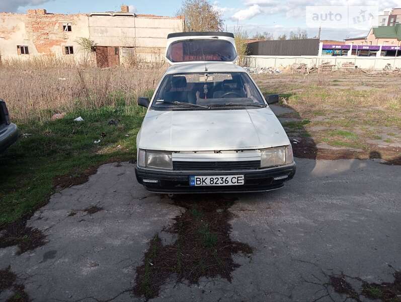 Хэтчбек Renault Rapid 1985 в Ровно