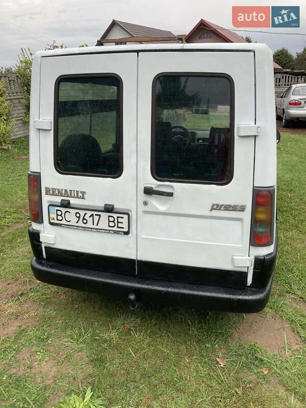 Минивэн Renault Rapid 1996 в Судовой Вишне