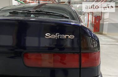 Хэтчбек Renault Safrane 1998 в Киеве