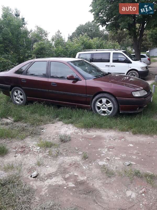 Лифтбек Renault Safrane 1997 в Львове