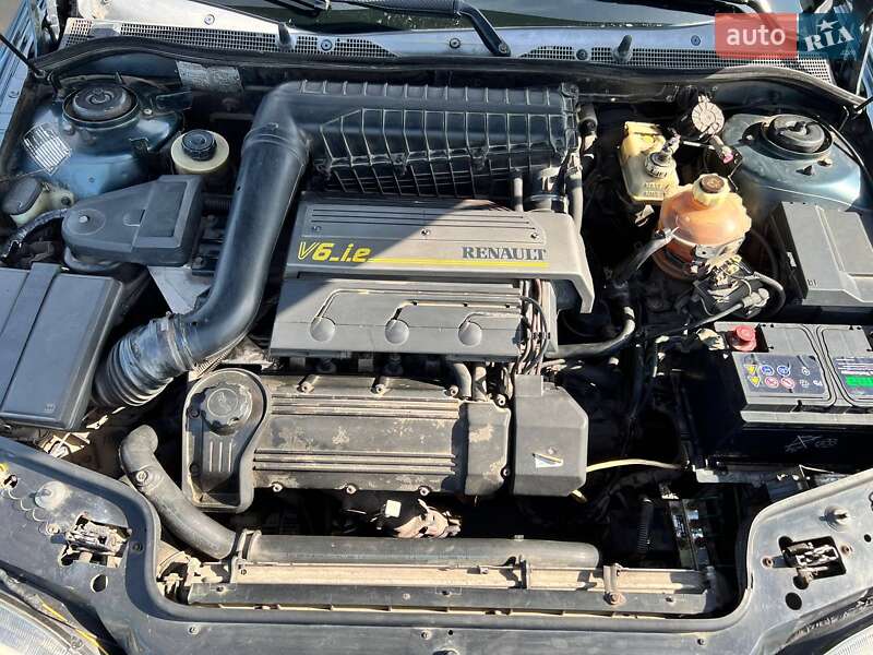 Лифтбек Renault Safrane 1993 в Ровно