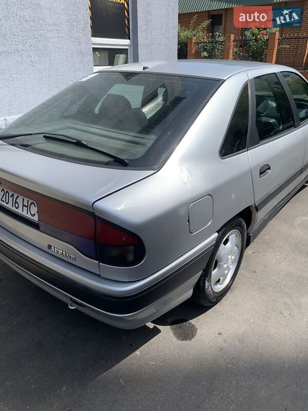 Ліфтбек Renault Safrane 1994 в Чорноморську