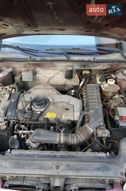 Лифтбек Renault Safrane 1996 в 