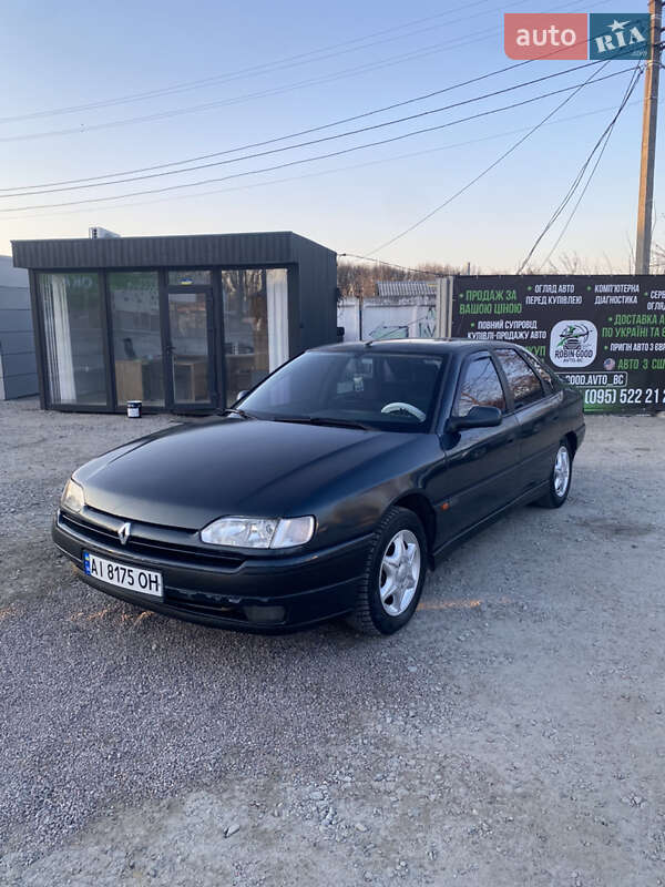 Renault Safrane 1993