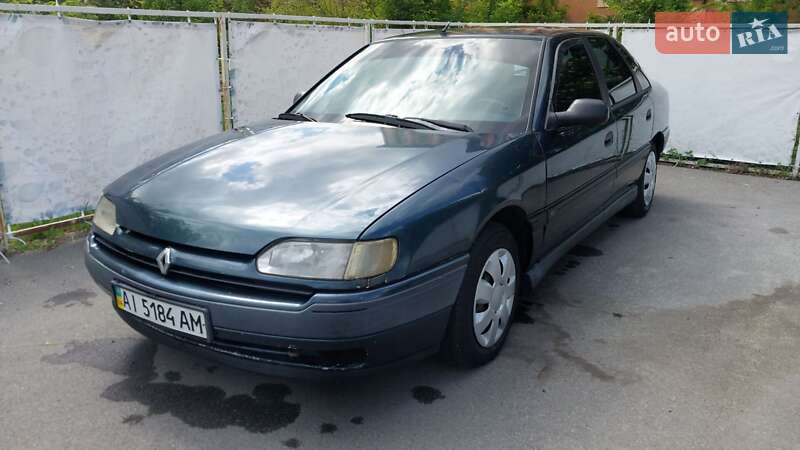Renault Safrane 1994