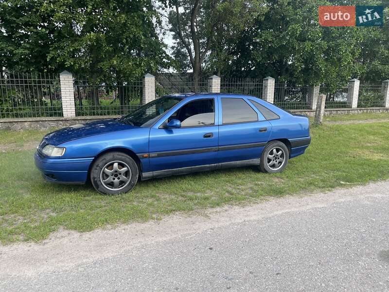 Лифтбек Renault Safrane 1996 в 