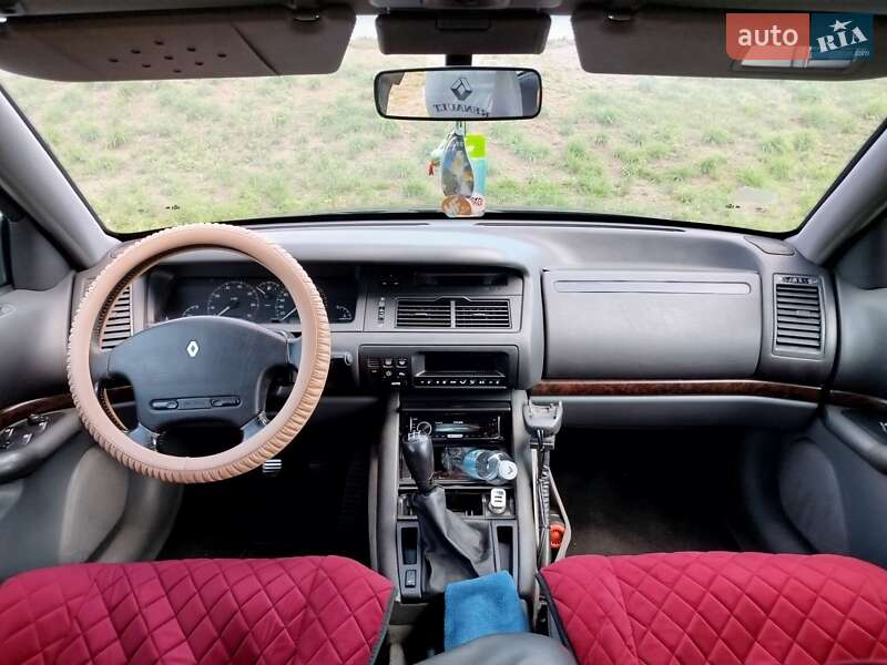 Лифтбек Renault Safrane 1998 в Прилуках