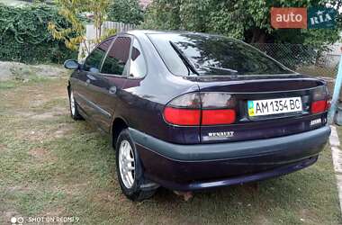 Лифтбек Renault Safrane 1994 в Черкассах