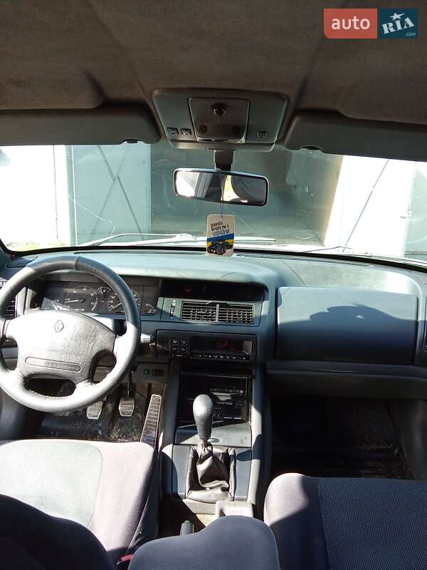Лифтбек Renault Safrane 1994 в Брошневе