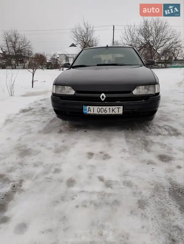 Renault Safrane 1994