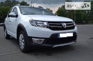 Внедорожник / Кроссовер Renault Sandero StepWay 2015 в Киеве