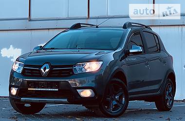 Хэтчбек Renault Sandero StepWay 2018 в Одессе