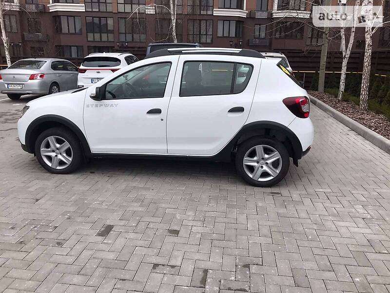 Універсал Renault Sandero StepWay 2016 в Києві