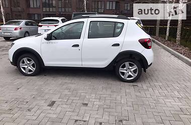 Універсал Renault Sandero StepWay 2016 в 