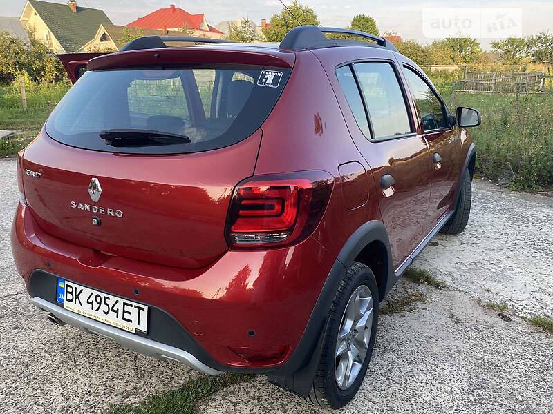 Хетчбек Renault Sandero StepWay 2020 в Вараші